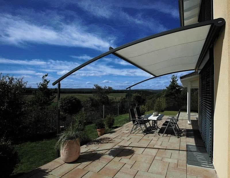 Pergola ze zginanymi prowadnicami Pergola ze zginanymi prowadnicami