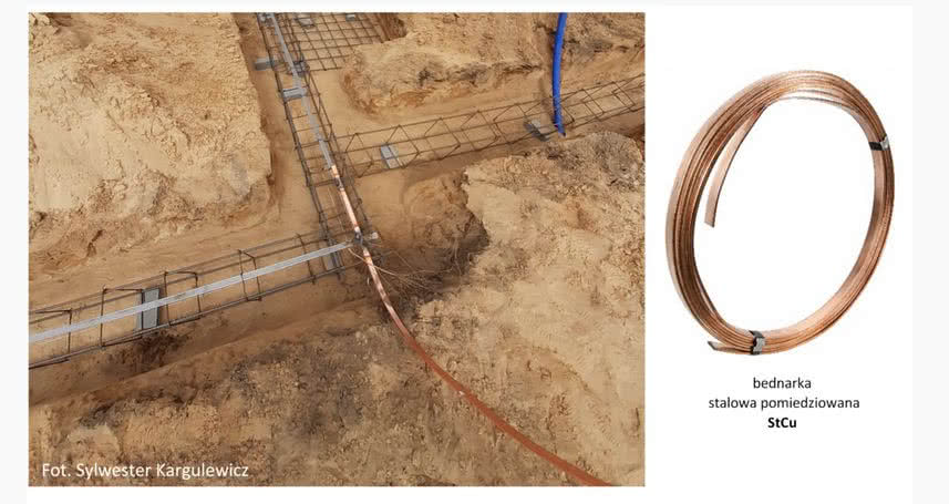 Prawidłowy dobór materiałów uziomu fundamentowego: sztuczny uziom fundamentowy wykonany z bednarki ze stali czarnej, połączonej ze zbrojeniem oraz z wyprowadzeniem do ziemi przewodów uziemiających wykonanych z bednarki pomiedziowanej fot. Sylwester Kargulewicz, RST sp. z o.o. Prawidłowy dobór materiałów uziomu fundamentowego: sztuczny uziom fundamentowy wykonany z bednarki ze stali czarnej, połączonej ze zbrojeniem oraz z wyprowadzeniem do ziemi przewodów uziemiających wykonanych z bednarki pomiedziowanej fot. Sylwester Kargulewicz, RST sp. z o.o.
